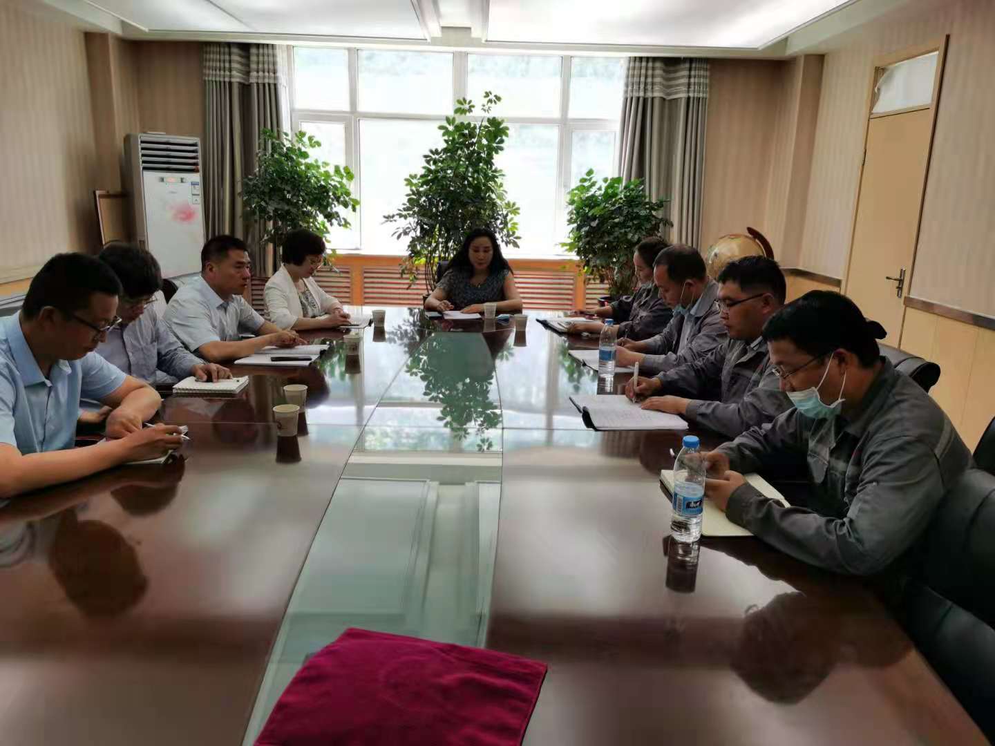 集團常務(wù)副總經(jīng)理劉惠、副總經(jīng)理劉昆等前往華泰隆公司檢查調(diào)研